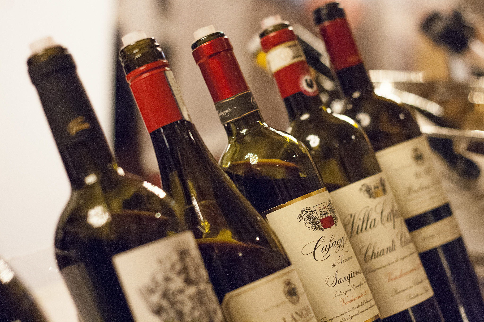 Buon Natale! Italian wine and prosecco for the holiday season Your