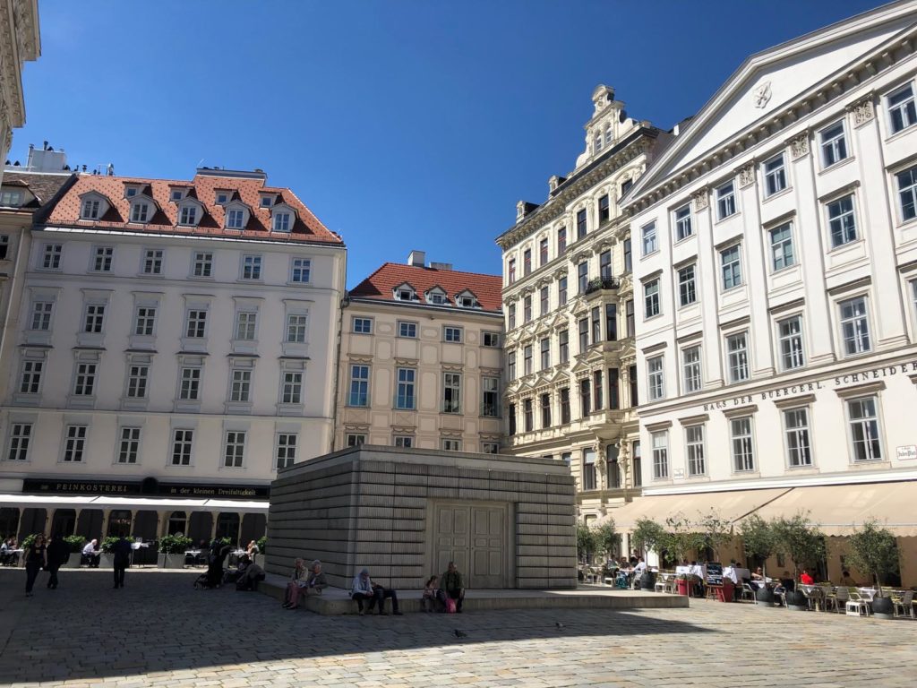 Peaceful square in Vienna