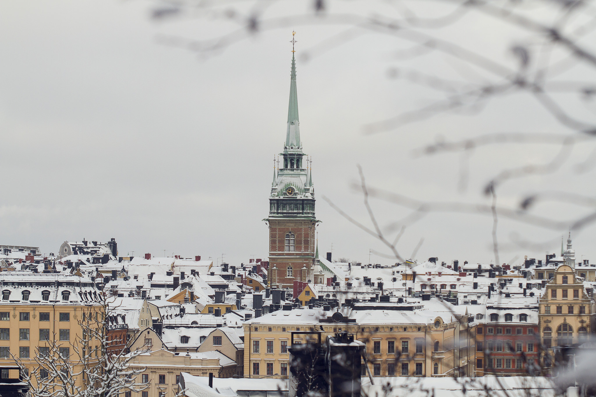 Amazing Places to Take Snowy Shots of Stockholm gamla stan