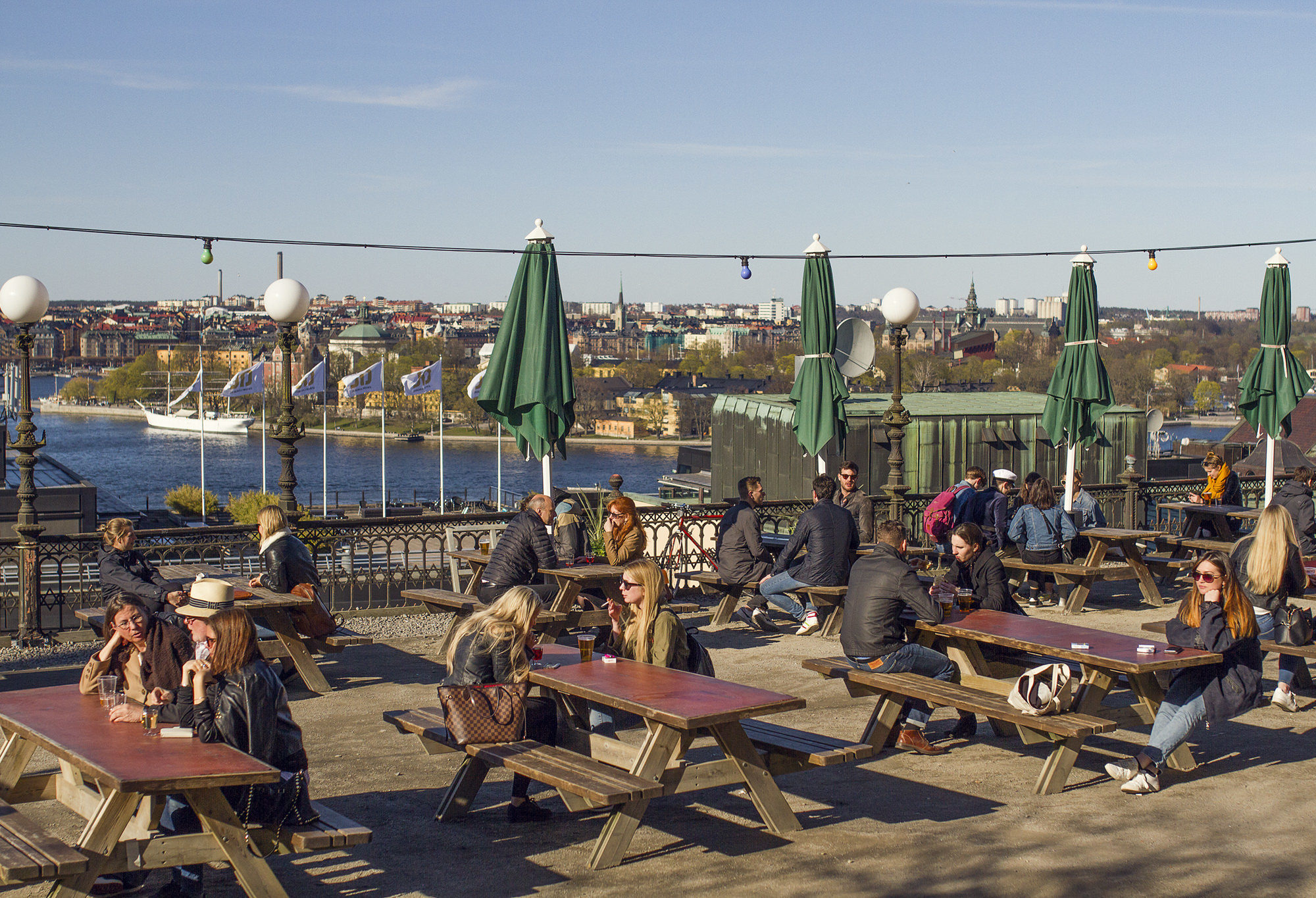 mosebacke view point bar restaurant terrace uteservering stockholm sweden