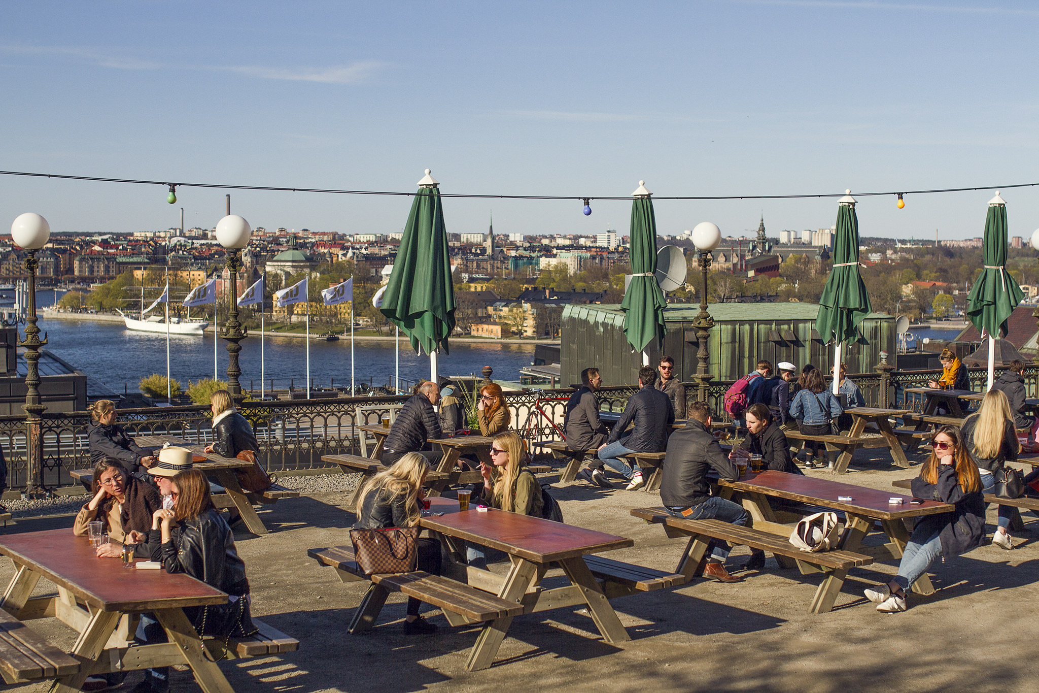mosebacke view point bar restaurant terrace uteservering stockholm sweden