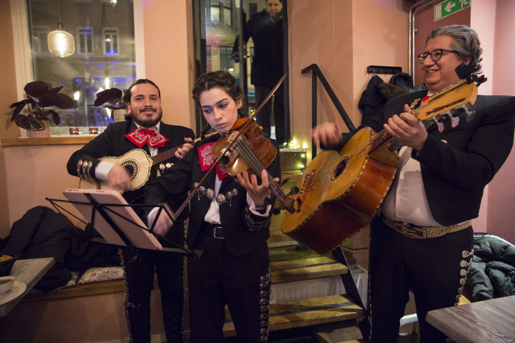 La Birriería de Xulo: Stockholm's Newest Mexican Culinary Gem on Torsgatan 49 mariachi